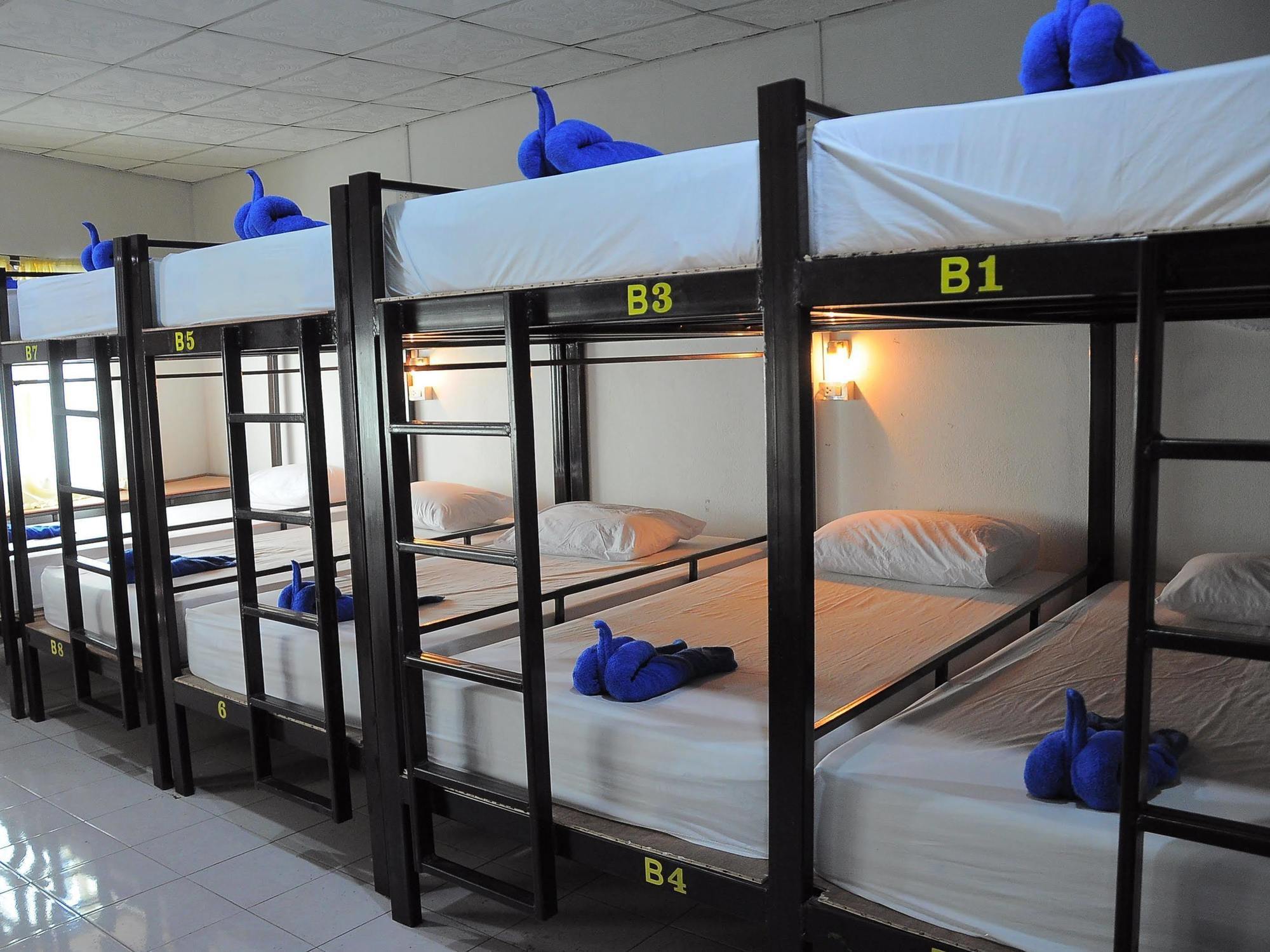 Mickey Hostel Хаад Рин Экстерьер фото